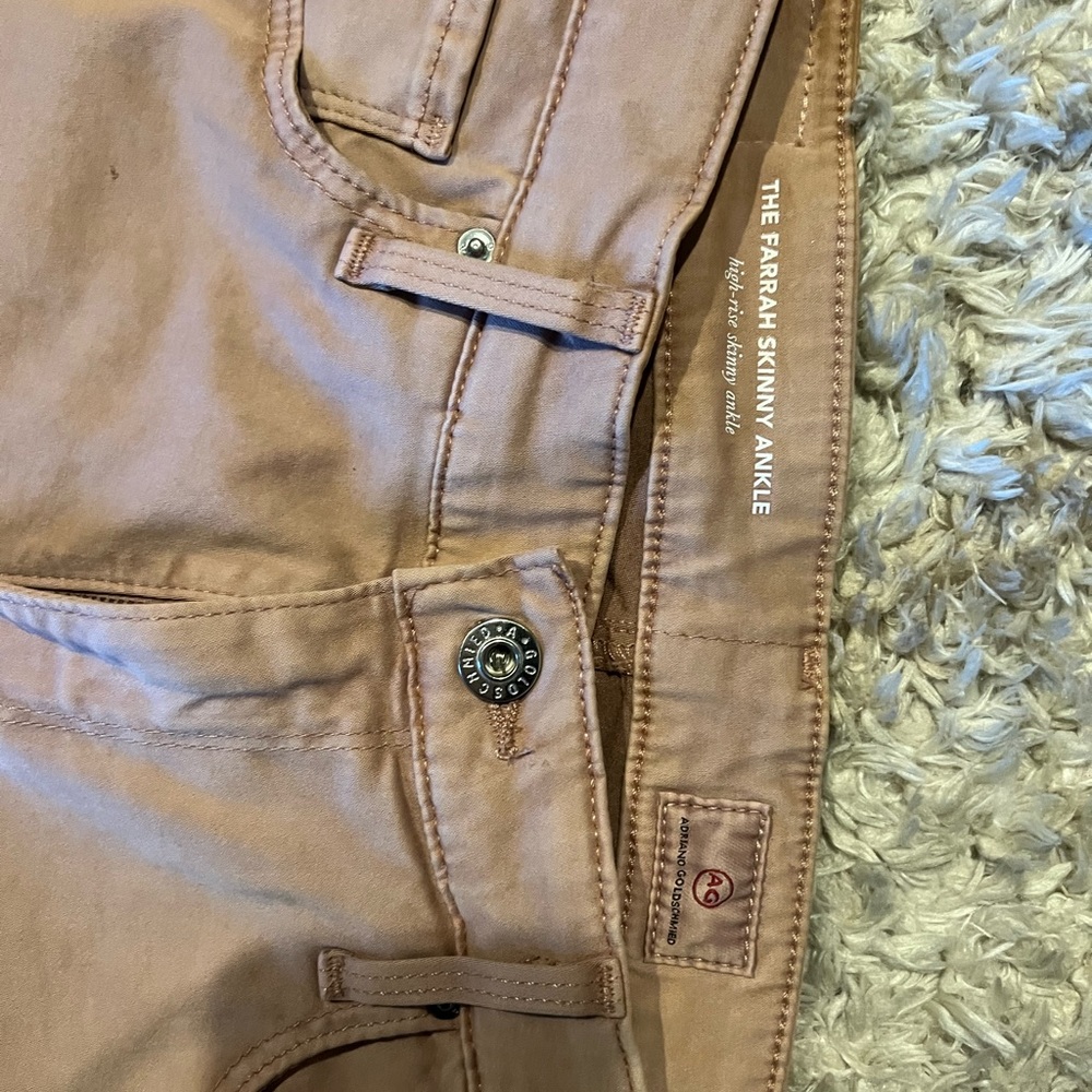 AG rose, colored, skinny jeans, like new, never worn, super soft material